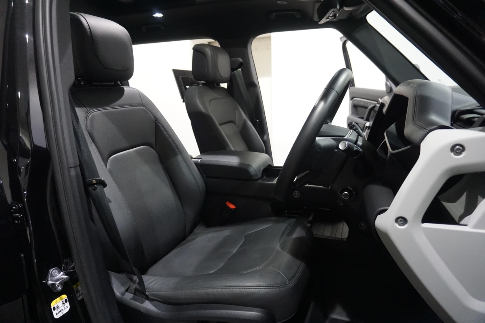 Land Rover Defender 110 3.0 D250 MHEV HSE Auto 4WD Euro 6 (s/s) 5dr